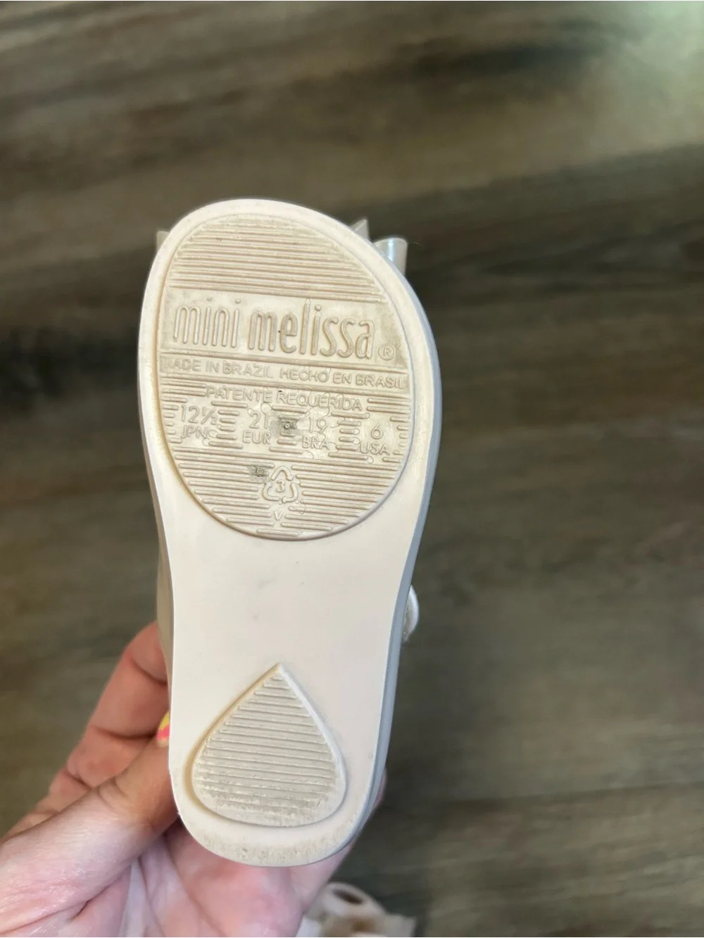 Mini Melissa glossy pale
